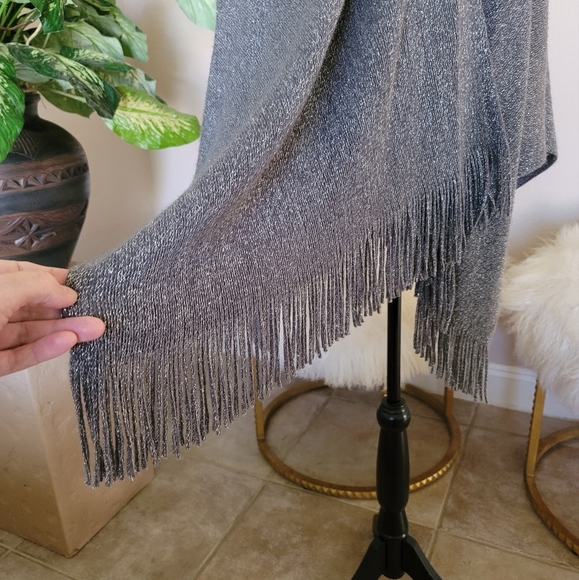 Shimmery Wrap - Picture 10 of 10